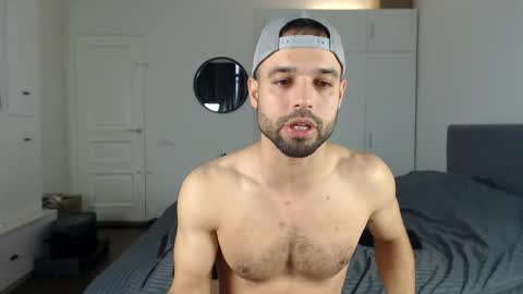 onebestlover online show from 10-31-25, 06:58