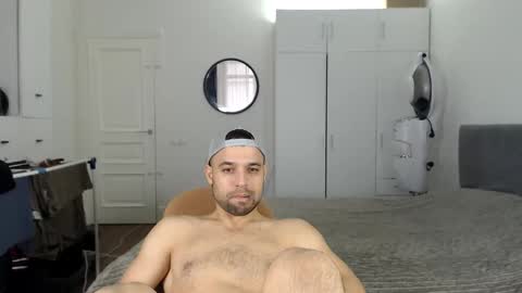 onebestlover online show from 02-24-26, 08:23