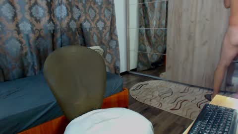 oneboy1x1 online show from 12-23-24, 04:01