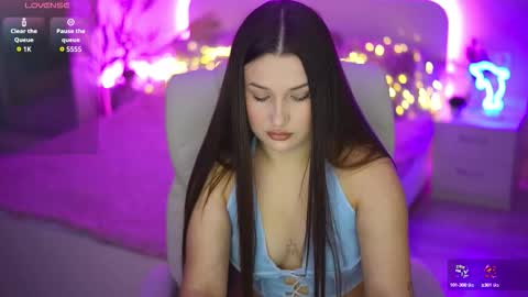 L A Y A online show from 10-06-25, 08:12