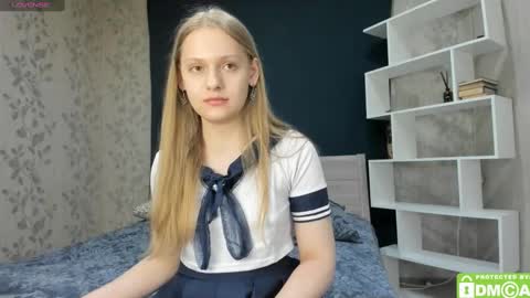 Snapshot of onelovelyalice chatting on 01-22-25, 08:59 onelovelyalice online show from 01-22-25, 08:59