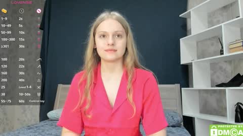 Snapshot of onelovelyalice chatting on 03-07-25, 09:38 onelovelyalice online show from 03-07-25, 09:38