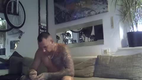 Snapshot of onepussycock chatting on 09-20-25, 10:16 .....mICha..... online show from 09-20-25, 10:16