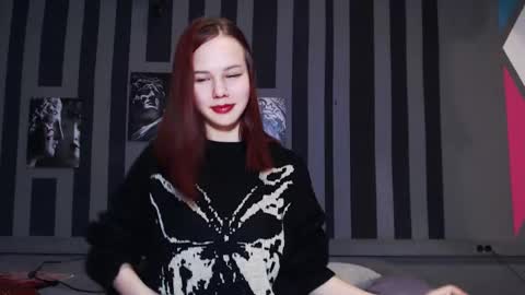 onessandra online show from 10-09-25, 01:14