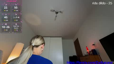 onezyzz1 online show from 06-28-26, 04:29