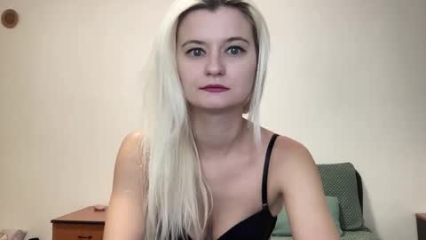 Onika online show from 09-26-25, 09:08