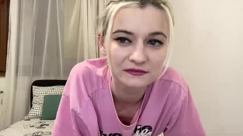 Onika online show from 04-27-26, 10:19