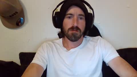 Snapshot of oniyoshiken chatting on 09-22-25, 10:01 oniyoshiken online show from 09-22-25, 10:01