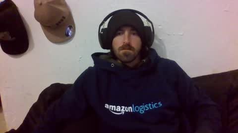 Snapshot of oniyoshiken chatting on 10-06-25, 06:49 oniyoshiken online show from 10-06-25, 06:49