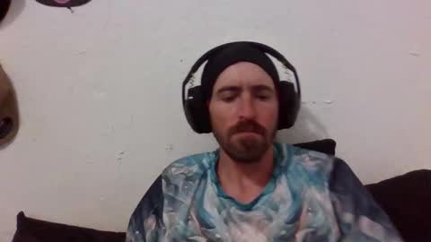 Snapshot of oniyoshiken chatting on 11-02-25, 06:32 oniyoshiken online show from 11-02-25, 06:32