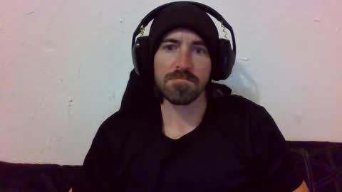 Snapshot of oniyoshiken chatting on 11-04-25, 06:29 oniyoshiken online show from 11-04-25, 06:29