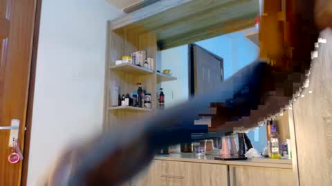 Bestie online show from 12-16-24, 05:11