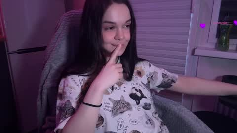 May  I am your cute succubus  online show from 03-12-26, 07:47