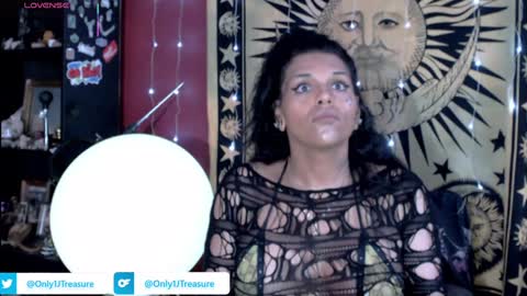 Snapshot of only1jtreasure chatting on 01-27-25, 09:22 Only1JTreasure online show from 01-27-25, 09:22