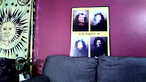 Snapshot of only1jtreasure chatting on 02-04-25, 10:32 Only1JTreasure online show from 02-04-25, 10:32