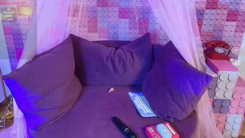 Snapshot of only_kattye chatting on 12-16-25, 03:11 Heidy Carmona online show from 12-16-25, 03:11