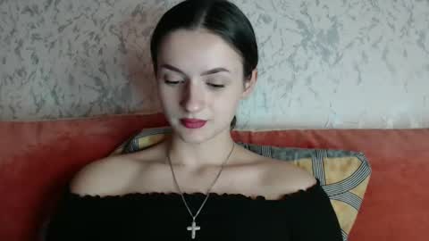 Snapshot of only_ubutterfly chatting on 12-25-24, 10:05 Amalia online show from 12-25-24, 10:05