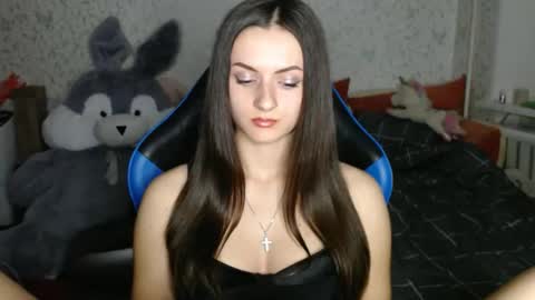 Snapshot of only_ubutterfly chatting on 11-15-25, 06:37 Amalia online show from 11-15-25, 06:37