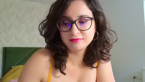onlyella92_ online show from 10-13-25, 08:14