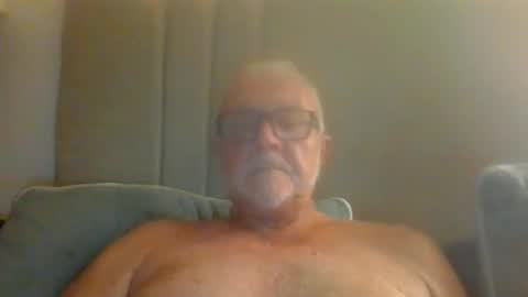 Snapshot of onlyfunwithyou chatting on 12-14-25, 11:31 Onlyfunwithyou online show from 12-14-25, 11:31