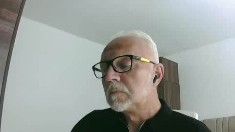 Onlyfunwithyou online show from 04-28-26, 12:43