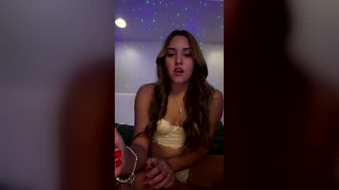 Snapshot of onlyjess23 chatting on 06-03-26, 03:53 onlyjess23 online show from 06-03-26, 03:53