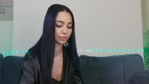 Xandra online show from 01-13-25, 09:52