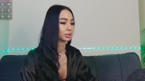 Xandra online show from 01-16-25, 09:16