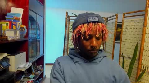 Snapshot of onyxart chatting on 03-13-26, 10:05 onyxart online show from 03-13-26, 10:05