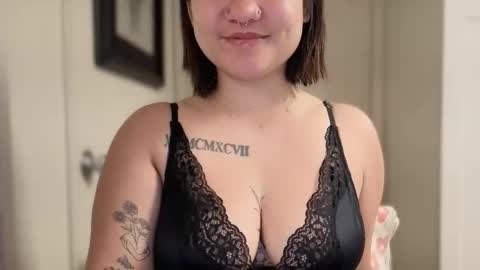 Miss Girly online show from 03-16-26, 09:24