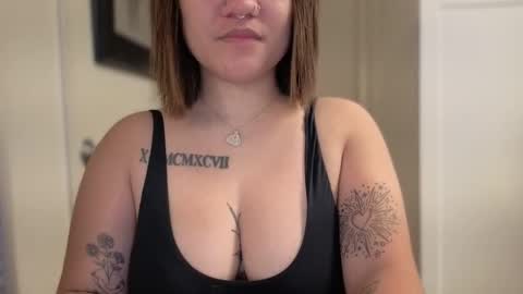 Miss Girly online show from 04-18-26, 08:51