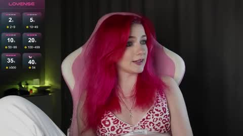 Snapshot of ooliviaa chatting on 11-05-25, 01:33 Hannah online show from 11-05-25, 01:33