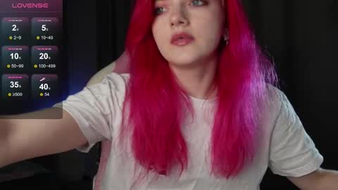 Snapshot of ooliviaa chatting on 11-09-25, 02:48 Hannah online show from 11-09-25, 02:48