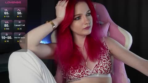 Snapshot of ooliviaa chatting on 11-24-25, 03:23 Hannah online show from 11-24-25, 03:23