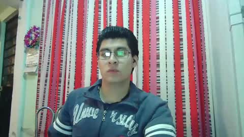 oomaurooo online show from 12-20-24, 05:47