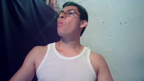 Snapshot of oomaurooo chatting on 06-27-26, 07:35 oomaurooo online show from 06-27-26, 07:35