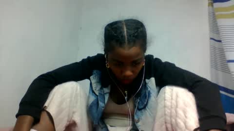 oooorazanasoa online show from 06-10-26, 12:33