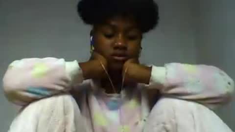 oooorazanasoa online show from 06-20-26, 04:21