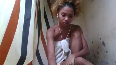 oooosoavizara online show from 06-10-26, 08:13