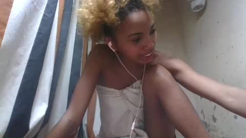 oooosoavizara online show from 06-14-26, 08:44