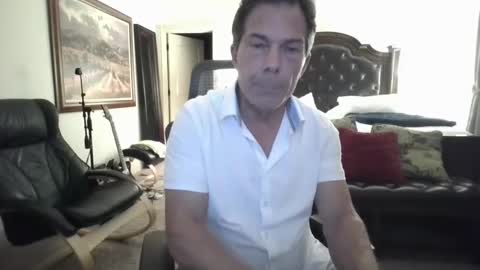 Snapshot of ooopsxxx chatting on 10-12-25, 08:13 ooopsxxx online show from 10-12-25, 08:13