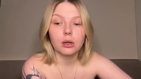 Ophelia online show from 02-02-26, 10:30