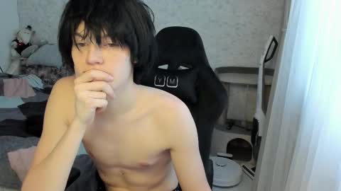 Bella and John online show from 02-04-26, 01:39