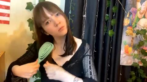 Leslie online show from 06-08-26, 03:23