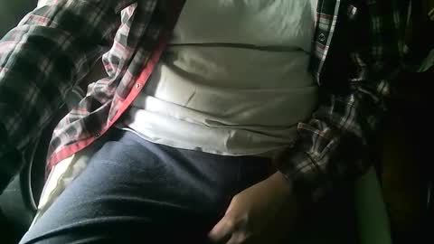 Snapshot of ore_cam chatting on 10-24-25, 04:36 Ore online show from 10-24-25, 04:36