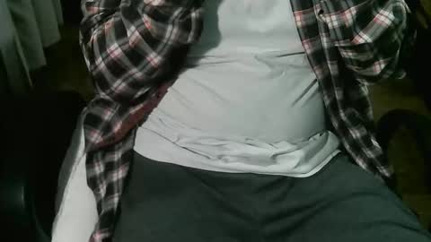 Snapshot of ore_cam chatting on 10-25-25, 04:53 Ore online show from 10-25-25, 04:53