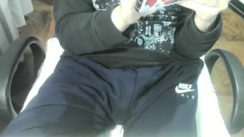 Snapshot of ore_cam chatting on 10-26-25, 06:08 Ore online show from 10-26-25, 06:08