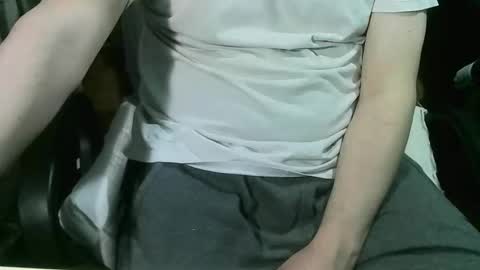 Snapshot of ore_cam chatting on 11-04-25, 07:29 Ore online show from 11-04-25, 07:29