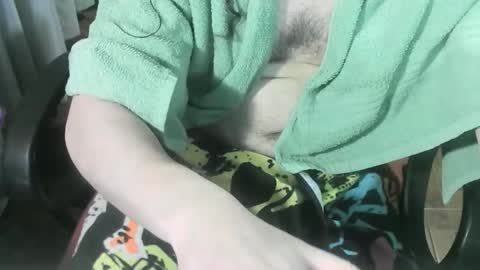 Snapshot of ore_cam chatting on 11-11-25, 02:00 Ore online show from 11-11-25, 02:00