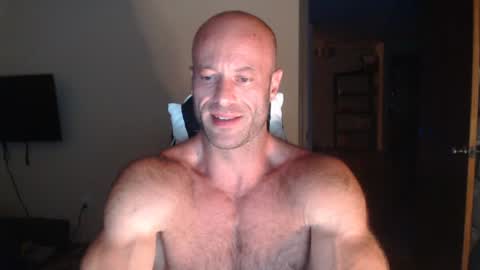 Snapshot of oregon87 chatting on 07-24-26, 05:38 The Oregon Lumberjack online show from 07-24-26, 05:38